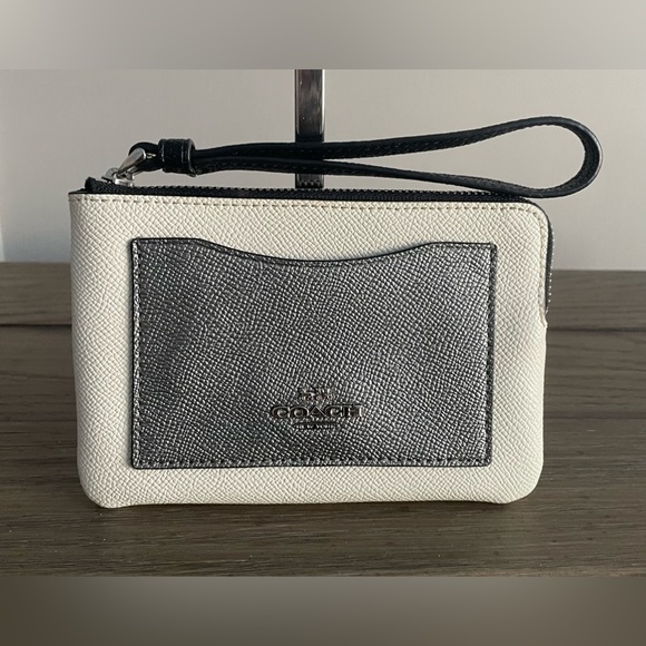 Coach Handbags - NWOT, Coach White/Silver Leather Wristlet